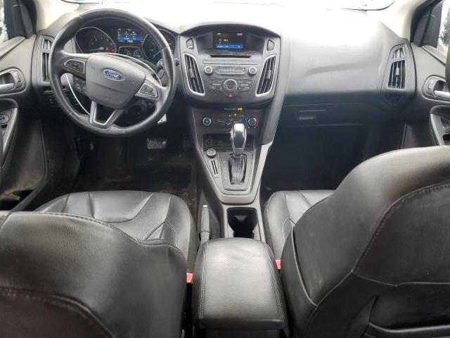 Zdjęcie 8 z aukcji – 2015 FORD FOCUS SE z VIN 1FADP3K24FL319542