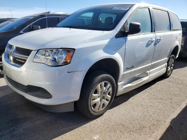 DODGE GRAND CARA 2018 with VIN 2C4RDGBG5JR148036 - Photo from auction