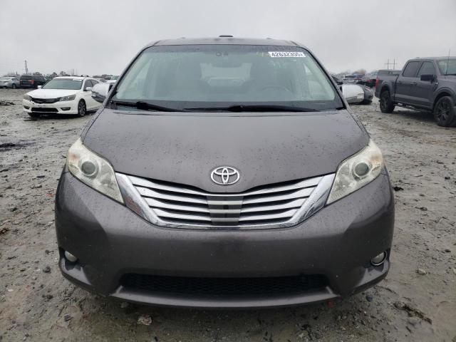 Photo 5 from auction – 2013 TOYOTA SIENNA XLE with VIN 5TDYK3DC8DS314937