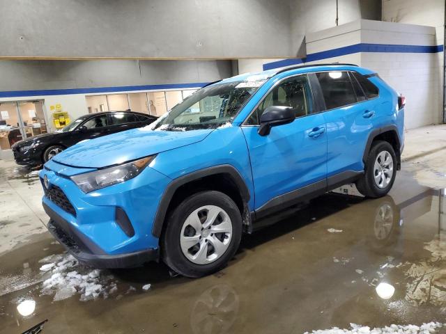 Photo 1 from auction – 2019 TOYOTA RAV4 LE with VIN JTMF1RFV7KJ020645