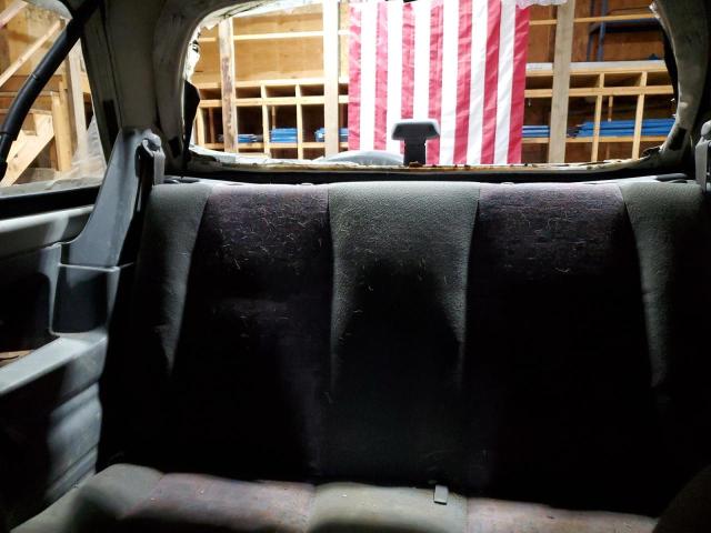 Photo 10 from auction – 1999 CHEVROLET TRACKER with VIN 2CNBJ18C0X6922291