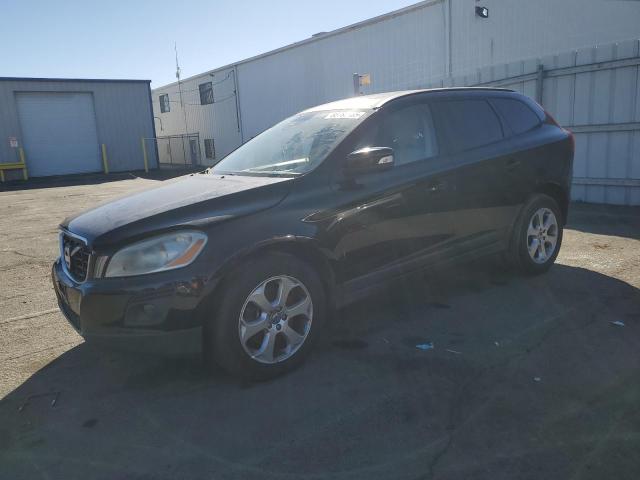 VOLVO XC60 3.2 2010 with VIN YV4960DL6A2127137 - Photo from auction