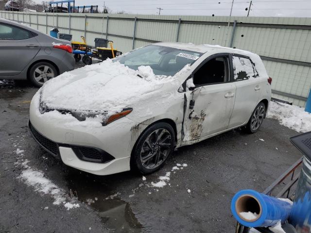 TOYOTA COROLLA IM 2018 with VIN JTNKARJE5JJ571642 - Photo from auction