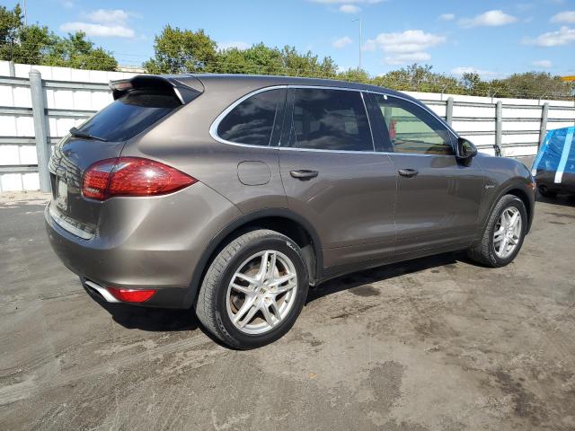 Photo 3 from auction – 2011 PORSCHE CAYENNE S with VIN WP1AE2A29BLA94414