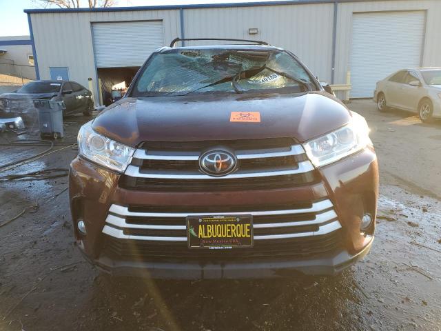 Photo 5 from auction – 2018 TOYOTA HIGHLANDER with VIN 5TDJZRFH7JS819422