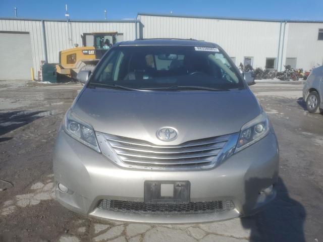 Photo 5 from auction – 2017 TOYOTA SIENNA XLE with VIN 5TDDZ3DC5HS168013