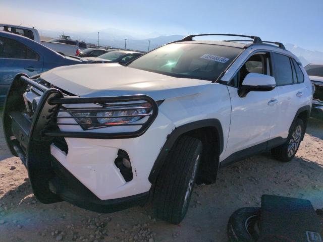 TOYOTA RAV4 XLE P 2019 with VIN 2T3A1RFV3KC039030 - Photo from auction