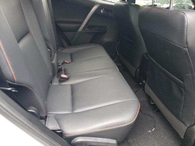Photo 11 from auction – 2017 TOYOTA RAV4 SE with VIN 2T3NFREV6HW346056