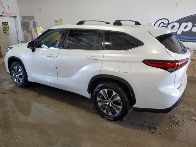 Photo 2 from auction – 2023 TOYOTA HIGHLANDER with VIN 5TDKDRAH4PS003433