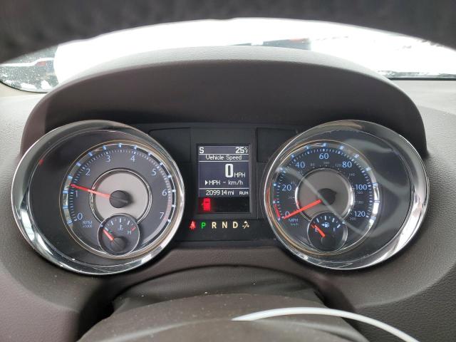 Photo 9 from auction – 2015 CHRYSLER TOWN & COU with VIN 2C4RC1BG5FR628889