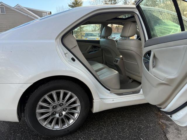 Photo 6 from auction – 2007 TOYOTA CAMRY HYBR with VIN 4T1BB46K77U017377