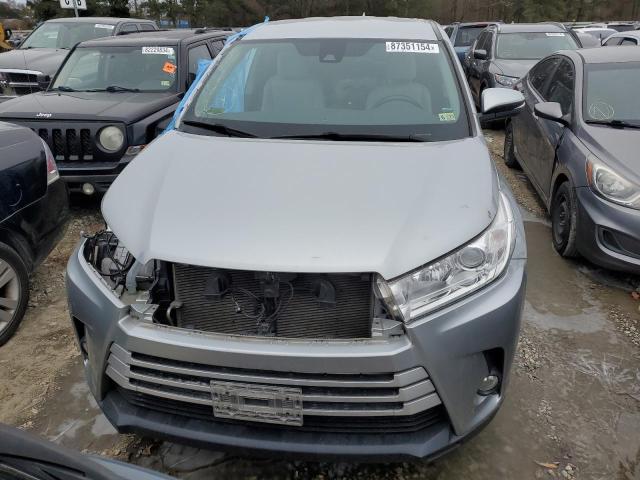 Photo 5 from auction – 2019 TOYOTA HIGHLANDER with VIN 5TDZZRFH6KS368424