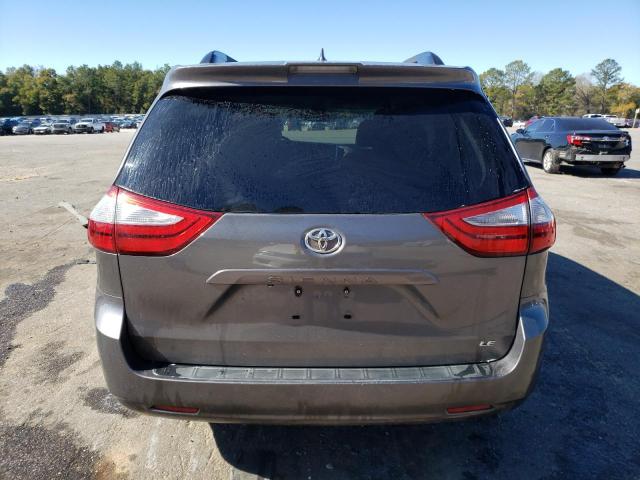 Photo 6 from auction – 2018 TOYOTA SIENNA LE with VIN 5TDKZ3DC5JS953600