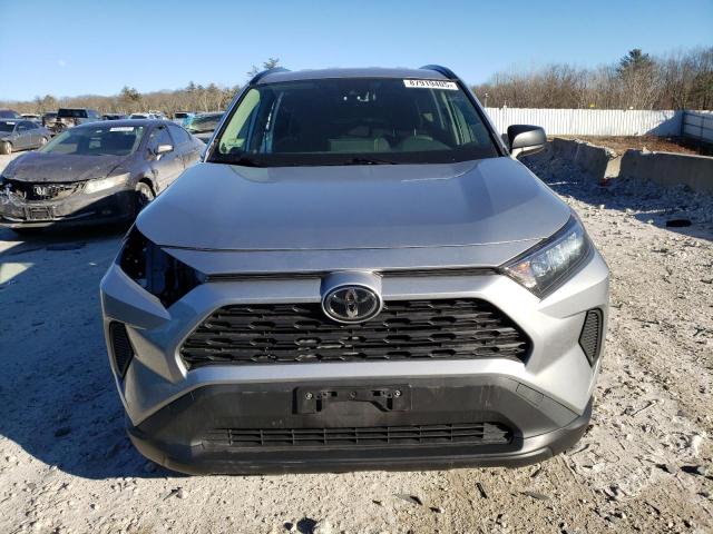 Photo 5 from auction – 2019 TOYOTA RAV4 LE with VIN JTMF1RFV6KJ010429