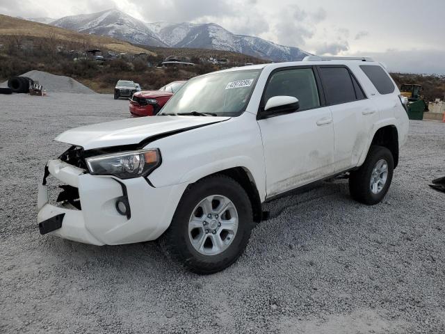 TOYOTA 4RUNNER SR 2017 with VIN JTEBU5JR0H5428717 - Photo from auction