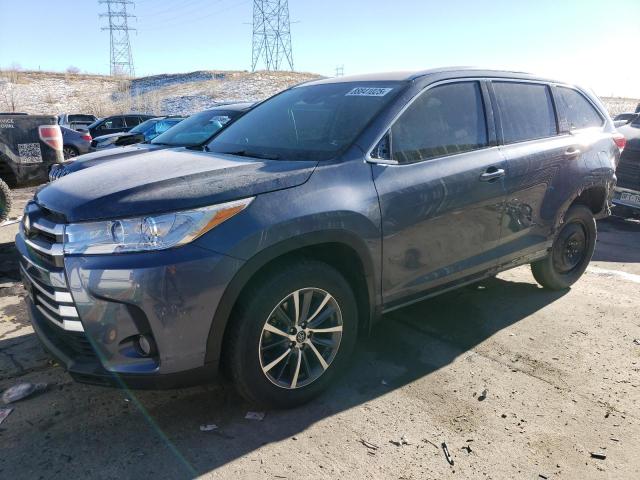 TOYOTA HIGHLANDER 2019 with VIN 5TDJZRFH7KS722416 - Photo from auction
