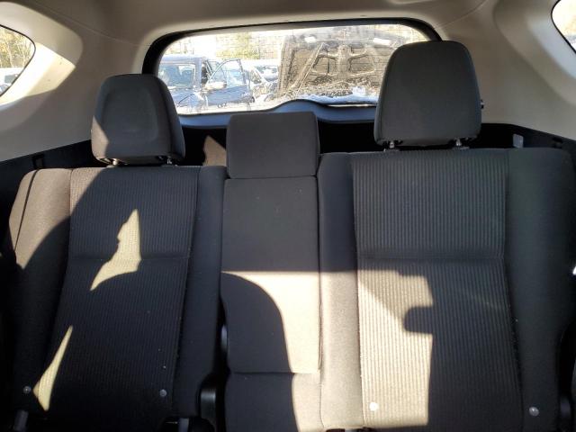 Photo 10 from auction – 2018 TOYOTA RAV4 LE with VIN JTMBFREV5JJ221492