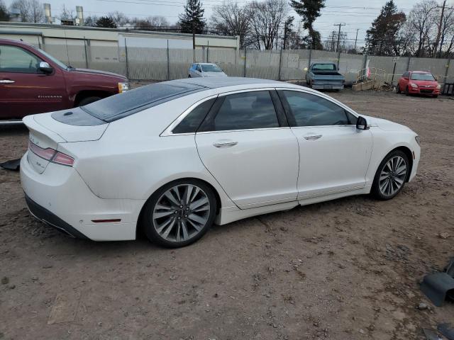 Photo 3 from auction – 2017 LINCOLN MKZ RESERV with VIN 3LN6L5FC2HR619657