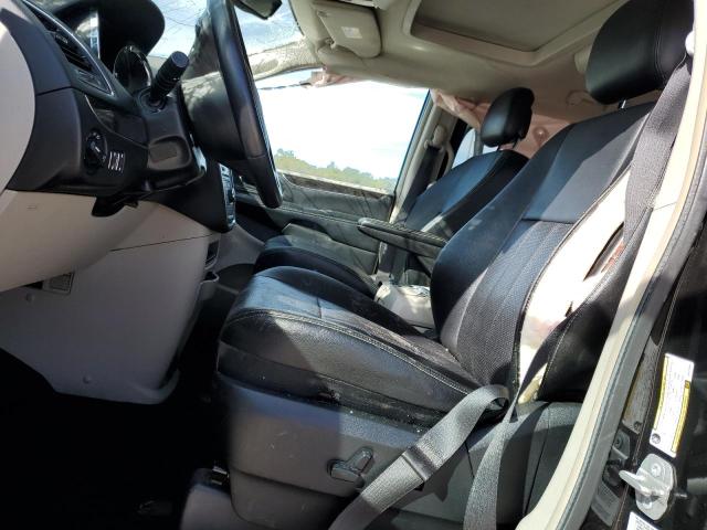 Photo 7 from auction – 2016 CHRYSLER TOWN & COU with VIN 2C4RC1CG4GR221856