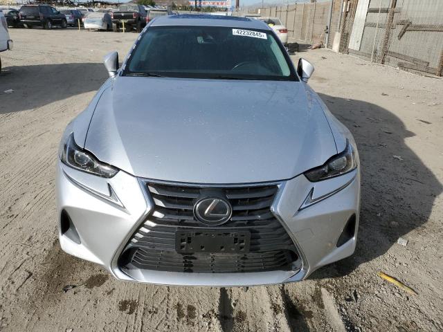 Снимка 5 от търг – 2018 LEXUS IS 300 с VIN JTHBA1D29J5073863