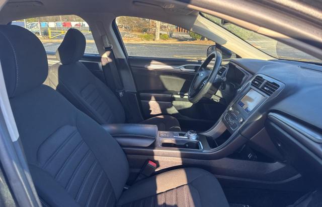 Photo 5 from auction – 2020 FORD FUSION SE with VIN 3FA6P0HD5LR110999