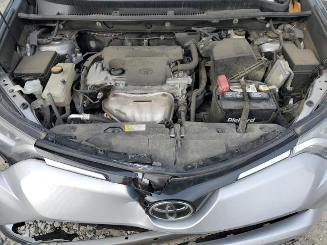 Photo 12 from auction – 2017 TOYOTA RAV4 LE with VIN 2T3BFREV3HW671296