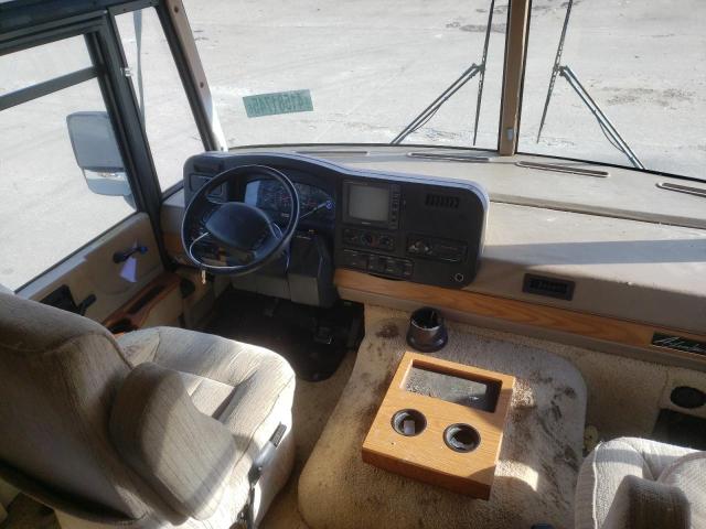 Photo 5 from auction – 2000 WINNEBAGO F550 SUPER with VIN 1FCNF53S3Y0A09219