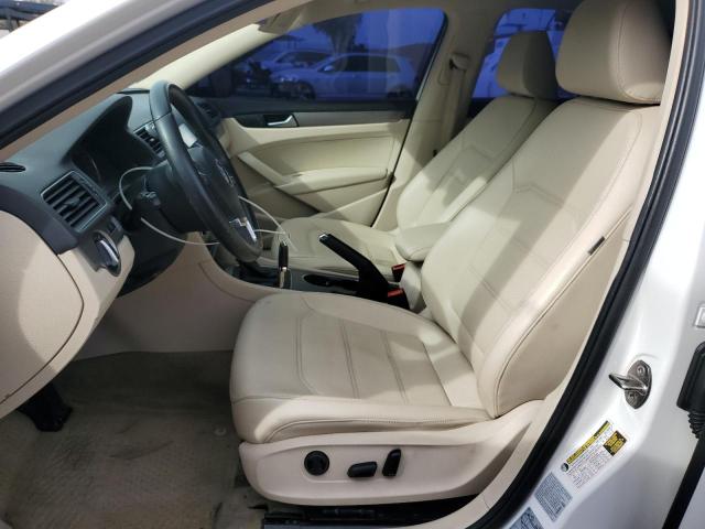 Photo 7 from auction – 2015 VOLKSWAGEN PASSAT SE with VIN 1VWBV7A39FC068197