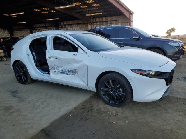 Photo 4 from auction – 2024 MAZDA 3 PREMIUM with VIN JM1BPAMMXR1651571