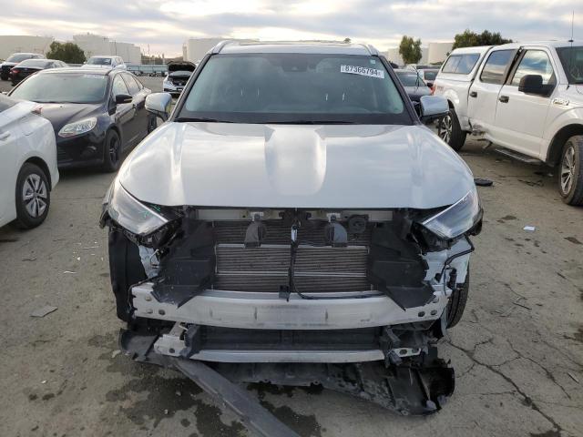 Photo 5 from auction – 2023 TOYOTA HIGHLANDER with VIN 5TDKBRCH8PS575902