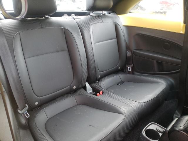 Photo 10 from auction – 2016 VOLKSWAGEN BEETLE with VIN 3VWJ17AT9GM605867