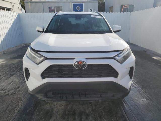 Photo 5 from auction – 2024 TOYOTA RAV4 XLE with VIN 2T3W1RFV1RC285073