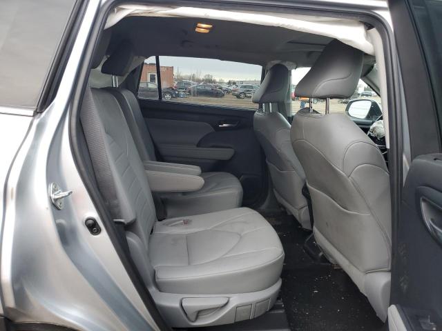 Photo 11 from auction – 2020 TOYOTA HIGHLANDER with VIN 5TDGZRBH9LS501059