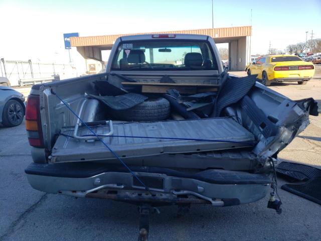 Photo 6 from auction – 2000 CHEVROLET SILVERADO with VIN 1GCEC14W4YZ203627