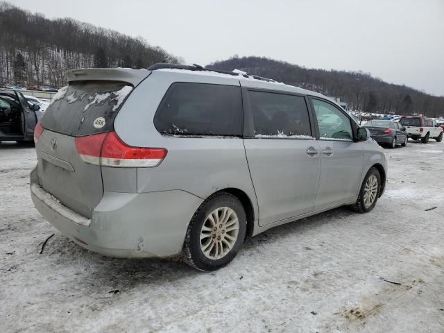 Photo 3 from auction – 2011 TOYOTA SIENNA XLE with VIN 5TDYK3DC1BS056290