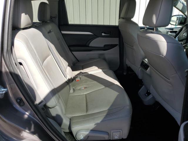 Фото 11 с аукциона – 2016 TOYOTA HIGHLANDER с VIN 5TDJKRFH6GS310032