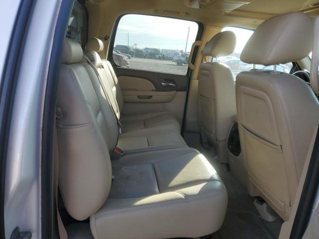 Photo 10 from auction – 2010 CHEVROLET AVALANCHE with VIN 3GNVKGE04AG197292