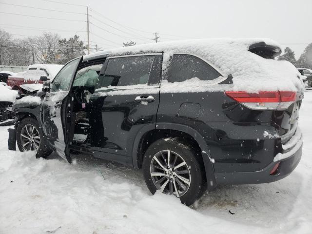 Photo 2 from auction – 2018 TOYOTA HIGHLANDER with VIN 5TDJZRFH1JS857261