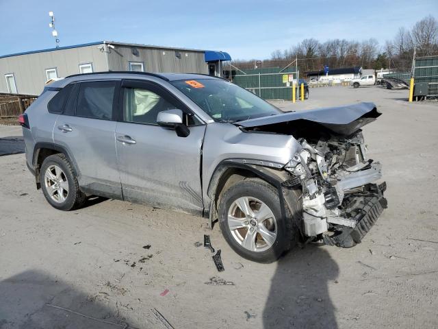 Photo 4 from auction – 2019 TOYOTA RAV4 XLE with VIN JTMP1RFV5KD515588