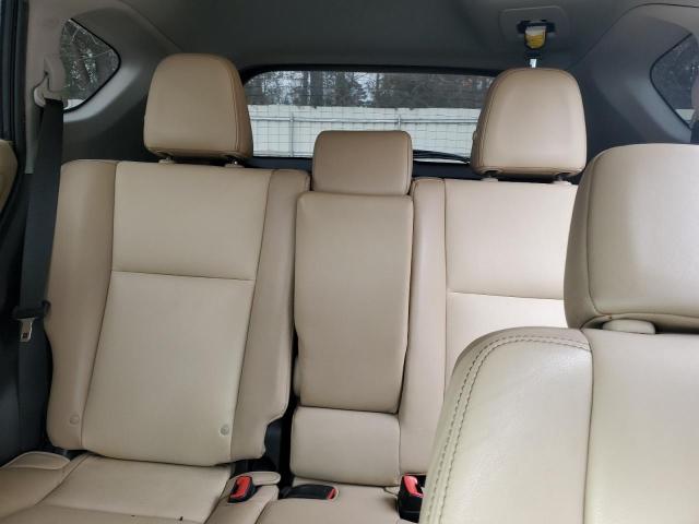 Photo 10 from auction – 2013 TOYOTA RAV4 LIMIT with VIN 2T3YFREV7DW049563