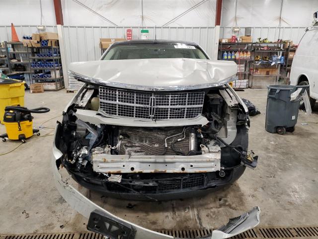 Photo 5 from auction – 2007 LINCOLN MKX with VIN 2LMDU88C97BJ13232