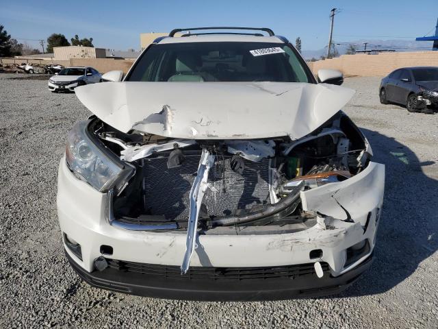 Photo 5 from auction – 2015 TOYOTA HIGHLANDER with VIN 5TDKKRFH0FS112176