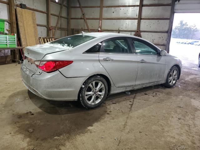 Photo 3 from auction – 2011 HYUNDAI SONATA SE with VIN 5NPEC4AC5BH136840
