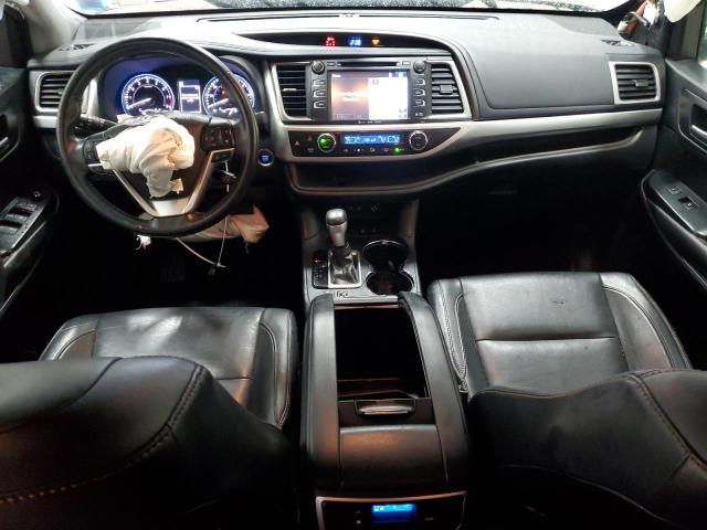Photo 8 from auction – 2017 TOYOTA HIGHLANDER with VIN 5TDJZRFH7HS481076