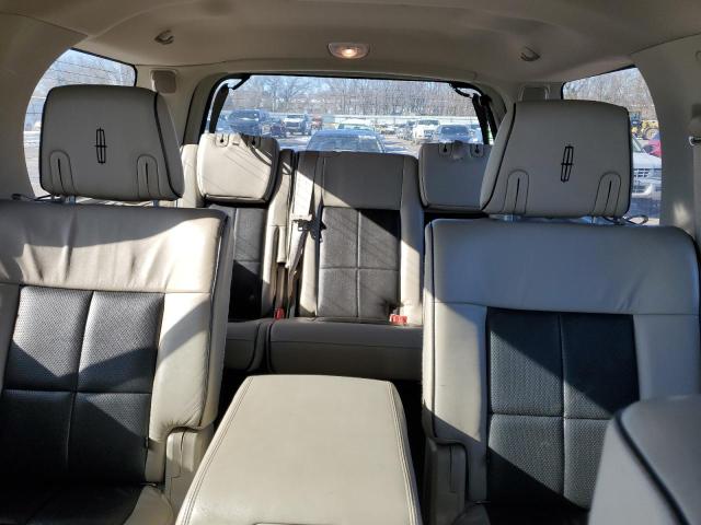 Photo 10 from auction – 2010 LINCOLN NAVIGATOR with VIN 5LMJJ2H52AEJ07741