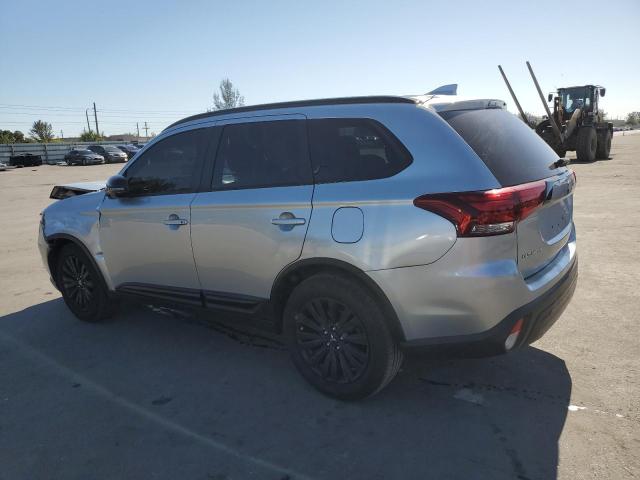 Photo 2 from auction – 2020 MITSUBISHI OUTLANDER with VIN JA4AZ3A32LZ040790