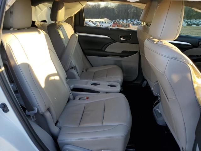 Photo 11 from auction – 2019 TOYOTA HIGHLANDER with VIN 5TDKZRFH8KS573003