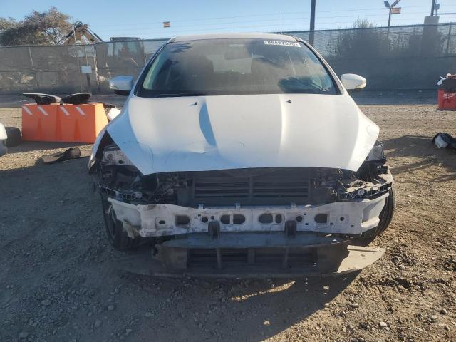 Фото 5 с аукциона – 2016 FORD FOCUS SE с VIN 1FADP3K21GL246454
