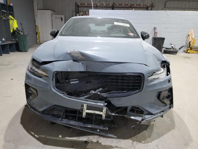 Photo 5 from auction – 2022 VOLVO S60 B5 R-D with VIN 7JRL12TMXNG160729