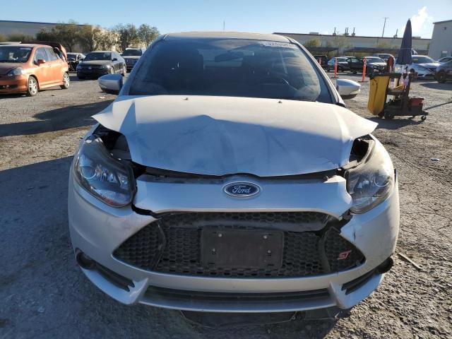 Photo 5 from auction – 2013 FORD FOCUS ST with VIN 1FADP3L98DL222918